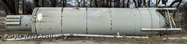 image for item DO0377 Free Flow cement silo