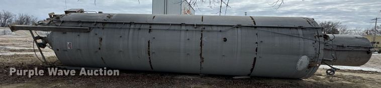 image for item DO0377 Free Flow cement silo