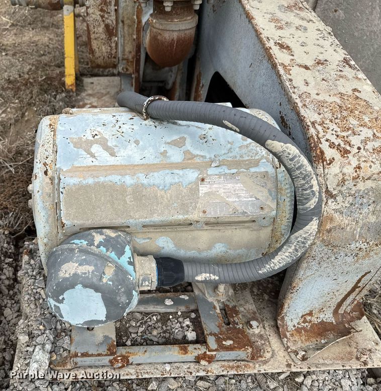 image for item DO0378 Crane 372 pump