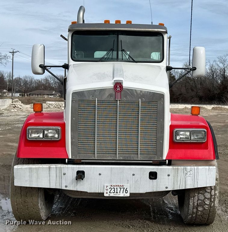 image for item DO0379 2016 Kenworth W900 ready mix truck