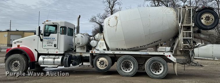 image for item DO0379 2016 Kenworth W900 ready mix truck