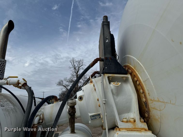 image for item DO0379 2016 Kenworth W900 ready mix truck