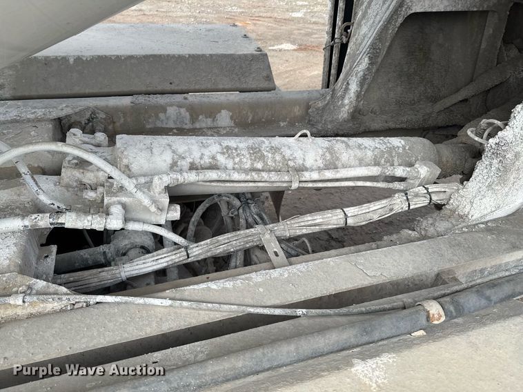 image for item DO0379 2016 Kenworth W900 ready mix truck