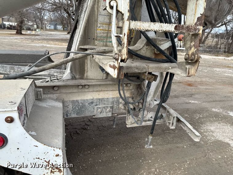 image for item DO0379 2016 Kenworth W900 ready mix truck