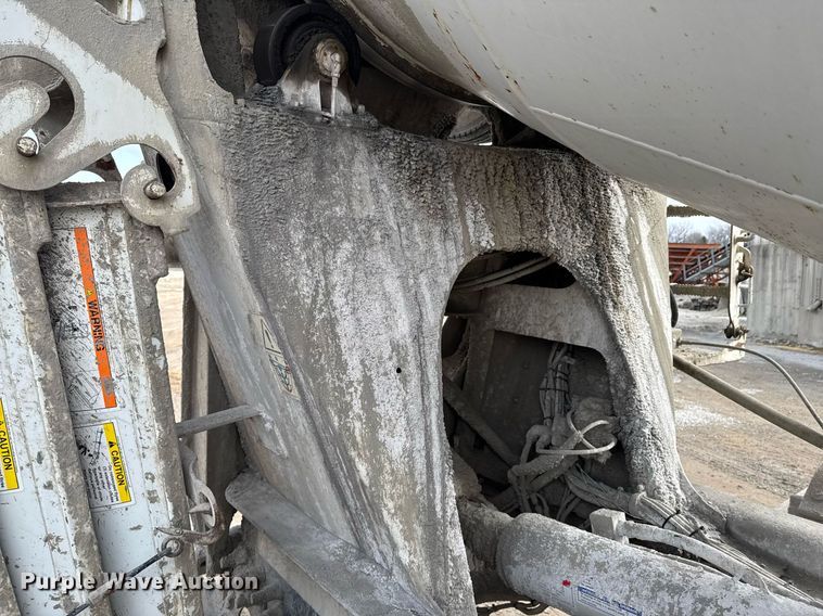 image for item DO0379 2016 Kenworth W900 ready mix truck