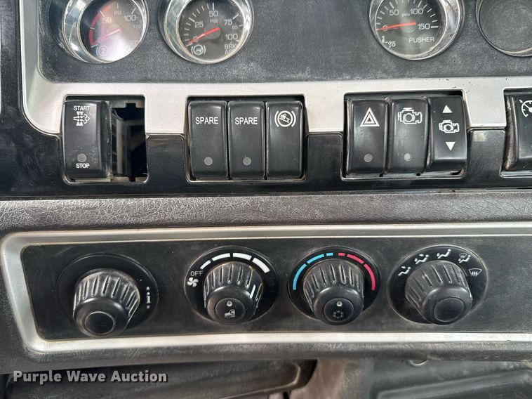 image for item DO0379 2016 Kenworth W900 ready mix truck