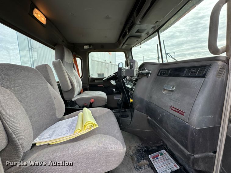 image for item DO0379 2016 Kenworth W900 ready mix truck