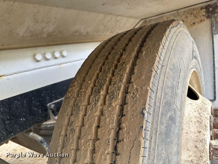 image for item DO0379 2016 Kenworth W900 ready mix truck