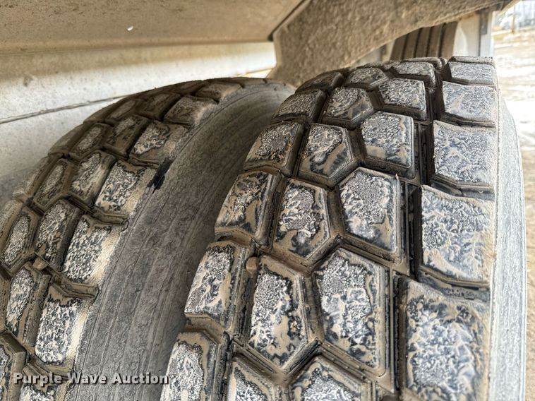 image for item DO0379 2016 Kenworth W900 ready mix truck