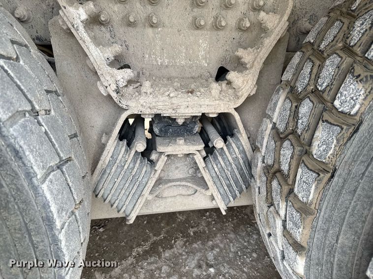 image for item DO0379 2016 Kenworth W900 ready mix truck