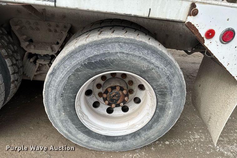 image for item DO0379 2016 Kenworth W900 ready mix truck