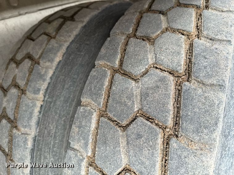 image for item DO0379 2016 Kenworth W900 ready mix truck