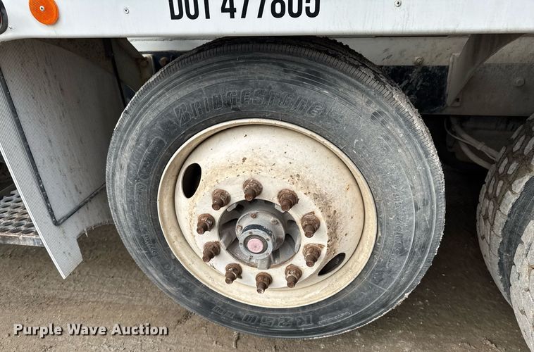 image for item DO0379 2016 Kenworth W900 ready mix truck