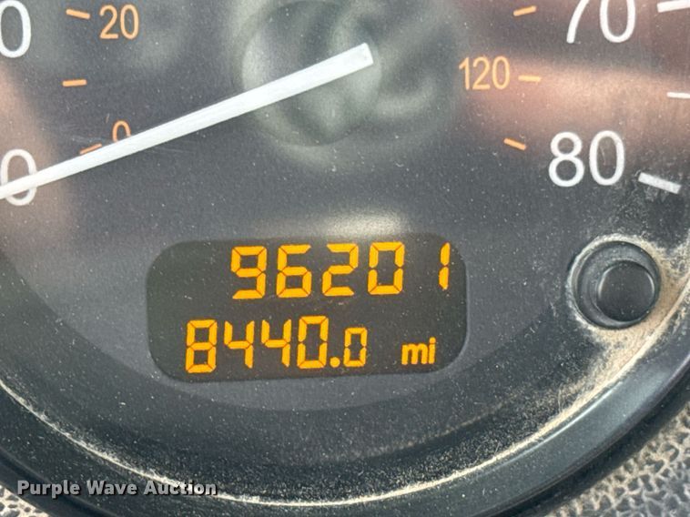 image for item DO0380 2015 Peterbilt 365 ready mix truck