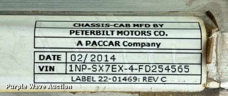 image for item DO0380 2015 Peterbilt 365 ready mix truck