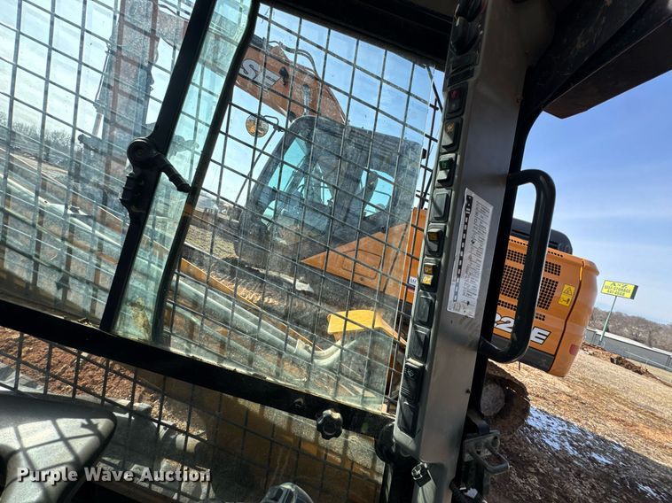 image for item DO0404 2017 Case TR340 tracked skid steer loader