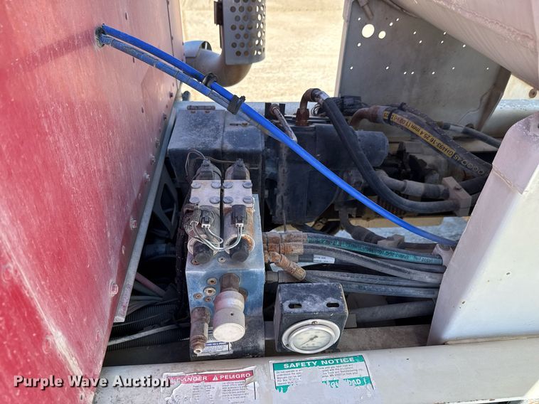 image for item DO0416 2016 Kenworth W900 ready mix truck