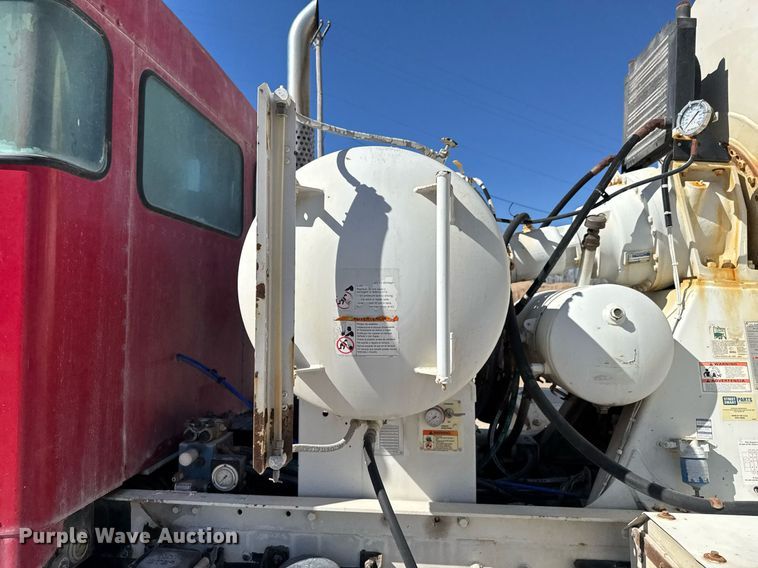 image for item DO0416 2016 Kenworth W900 ready mix truck