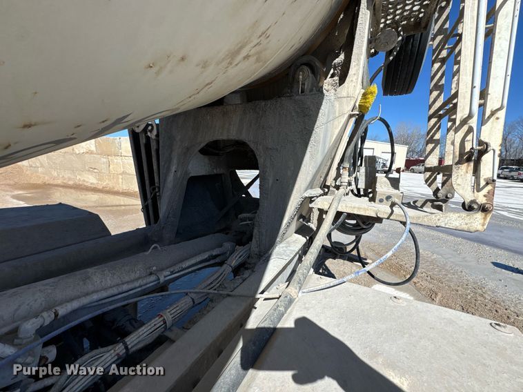 image for item DO0416 2016 Kenworth W900 ready mix truck