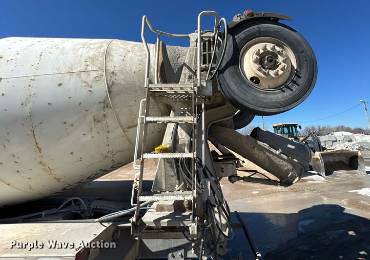 image for item DO0416 2016 Kenworth W900 ready mix truck