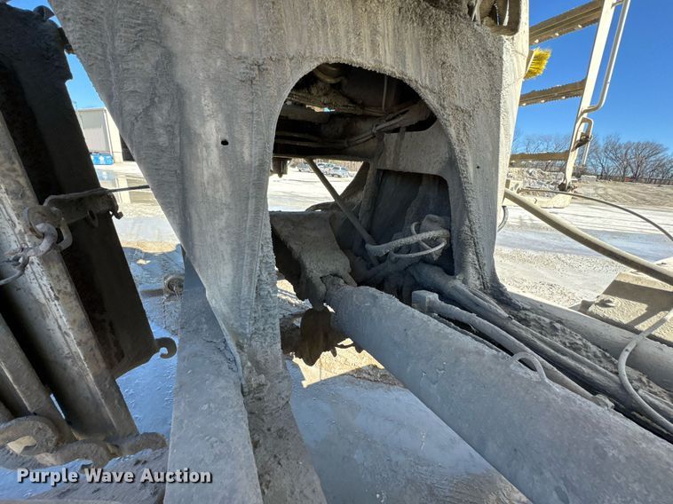 image for item DO0416 2016 Kenworth W900 ready mix truck