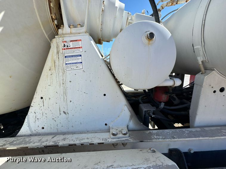 image for item DO0416 2016 Kenworth W900 ready mix truck