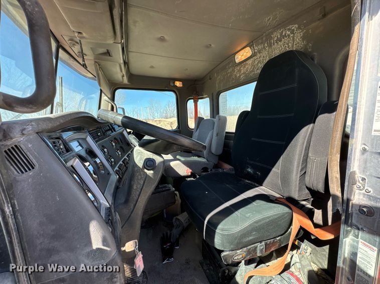 image for item DO0416 2016 Kenworth W900 ready mix truck