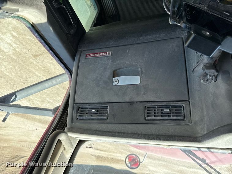 image for item DO0416 2016 Kenworth W900 ready mix truck