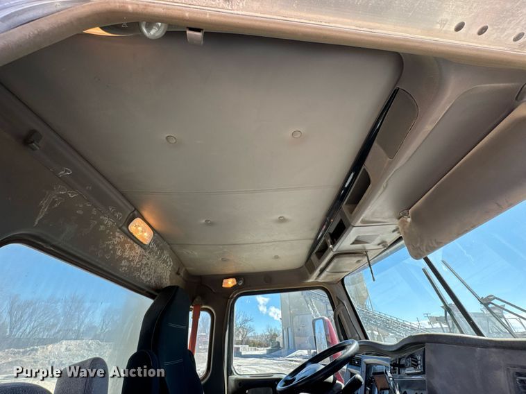 image for item DO0416 2016 Kenworth W900 ready mix truck