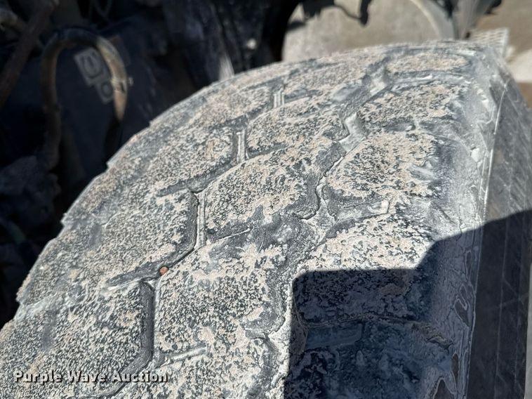 image for item DO0416 2016 Kenworth W900 ready mix truck