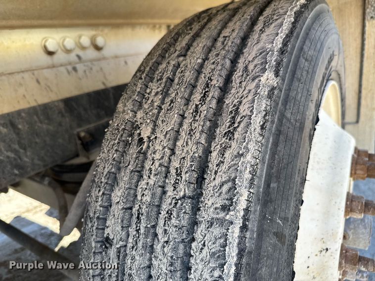 image for item DO0416 2016 Kenworth W900 ready mix truck