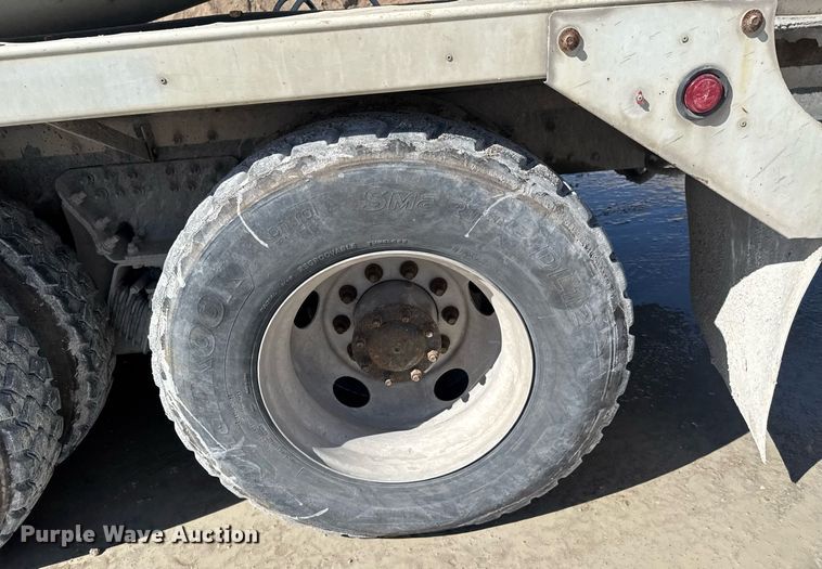 image for item DO0416 2016 Kenworth W900 ready mix truck