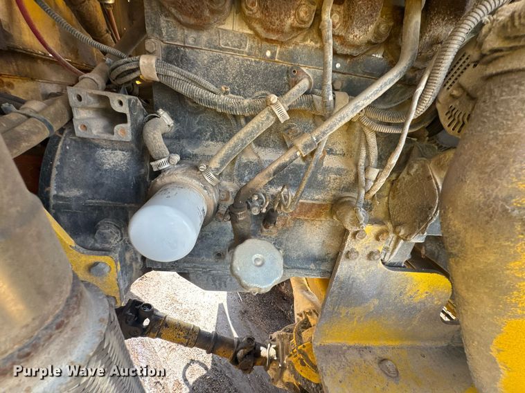 image for item DO0423 2010 Superior Broom DT80CT broom