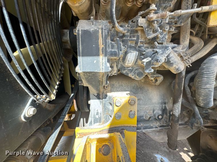 image for item DO0423 2010 Superior Broom DT80CT broom