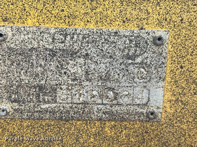 image for item DO0423 2010 Superior Broom DT80CT broom