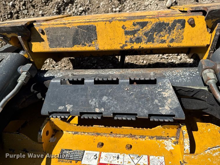 image for item DO0425 2011 John Deere 328D skid steer loader