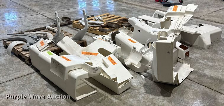 image for item DO0427 Terex digger derrick truck parts