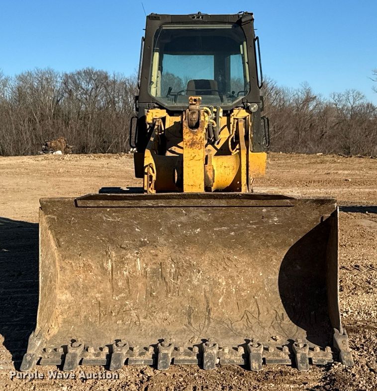 image for item DO0430 2001 Caterpillar 963C track loader