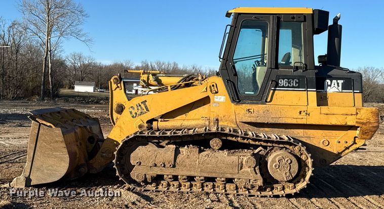 image for item DO0430 2001 Caterpillar 963C track loader