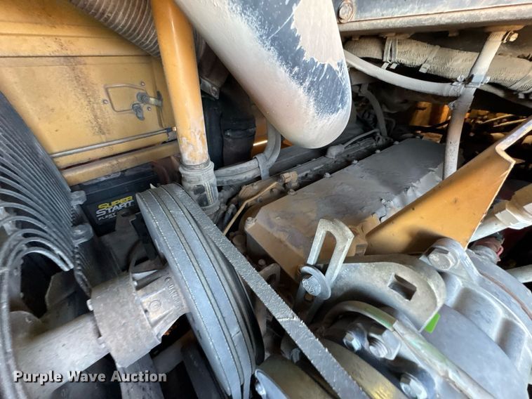 image for item DO0430 2001 Caterpillar 963C track loader