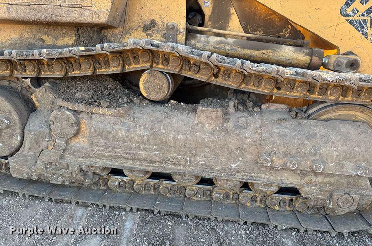 image for item DO0430 2001 Caterpillar 963C track loader