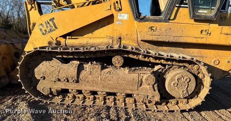 image for item DO0430 2001 Caterpillar 963C track loader