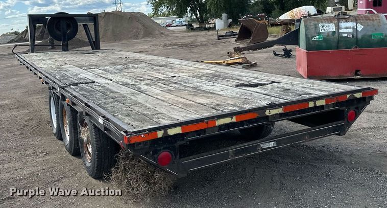 image for item DP8499 1989 Boss Trailer 828FGN flatbed trailer