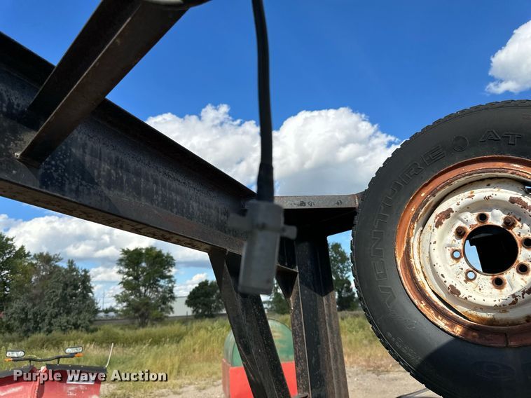 image for item DP8499 1989 Boss Trailer 828FGN flatbed trailer