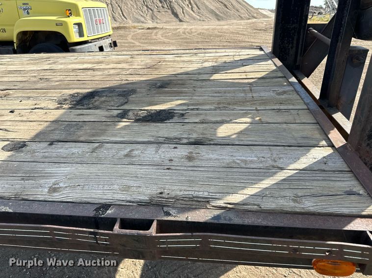 image for item DP8499 1989 Boss Trailer 828FGN flatbed trailer