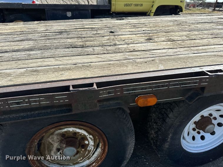 image for item DP8499 1989 Boss Trailer 828FGN flatbed trailer