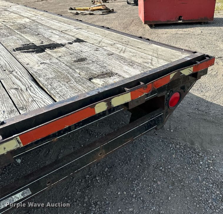 image for item DP8499 1989 Boss Trailer 828FGN flatbed trailer