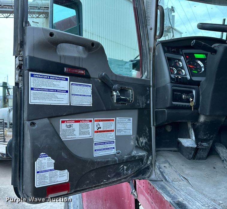 image for item DQ6627 2012 Kenworth W900 ready mix truck