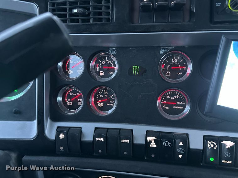 image for item DQ6627 2012 Kenworth W900 ready mix truck