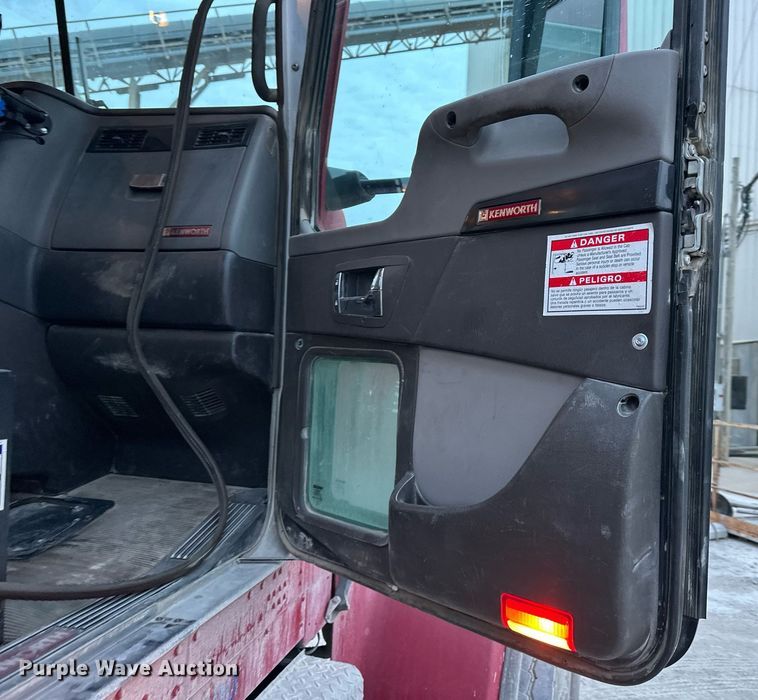 image for item DQ6627 2012 Kenworth W900 ready mix truck